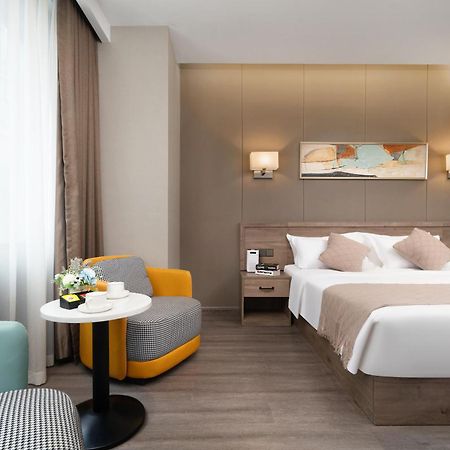Candy Box Boutique Hotel Чунцін Екстер'єр фото